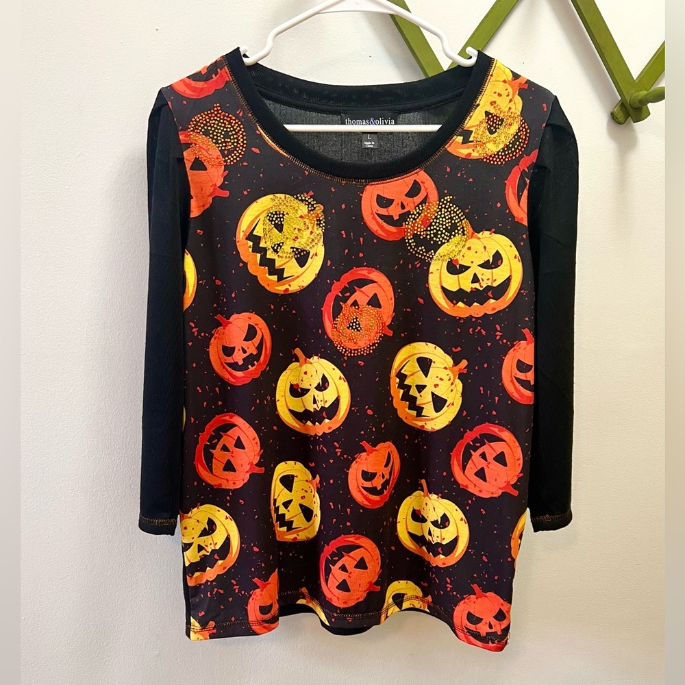 BNWT 🎃 Thomas & Olivia Sparkly Pumpkins Tee